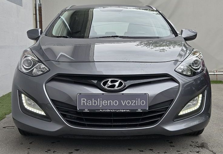 Zunanja slika - Hyundai i30 Wagon - 1.6 GDi Comfort - 2
