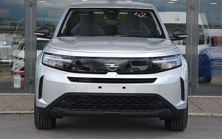 Zunanja slika - Opel Frontera - 1.2 MHEV TURBO 100KW EDITION DCT - 6