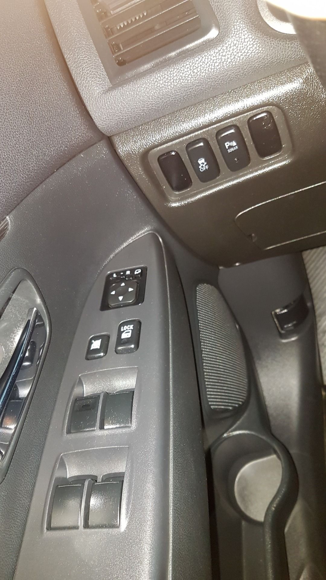 Zunanja slika - Mitsubishi ASX - 2.2 DID HP 4WD AUT. - 16