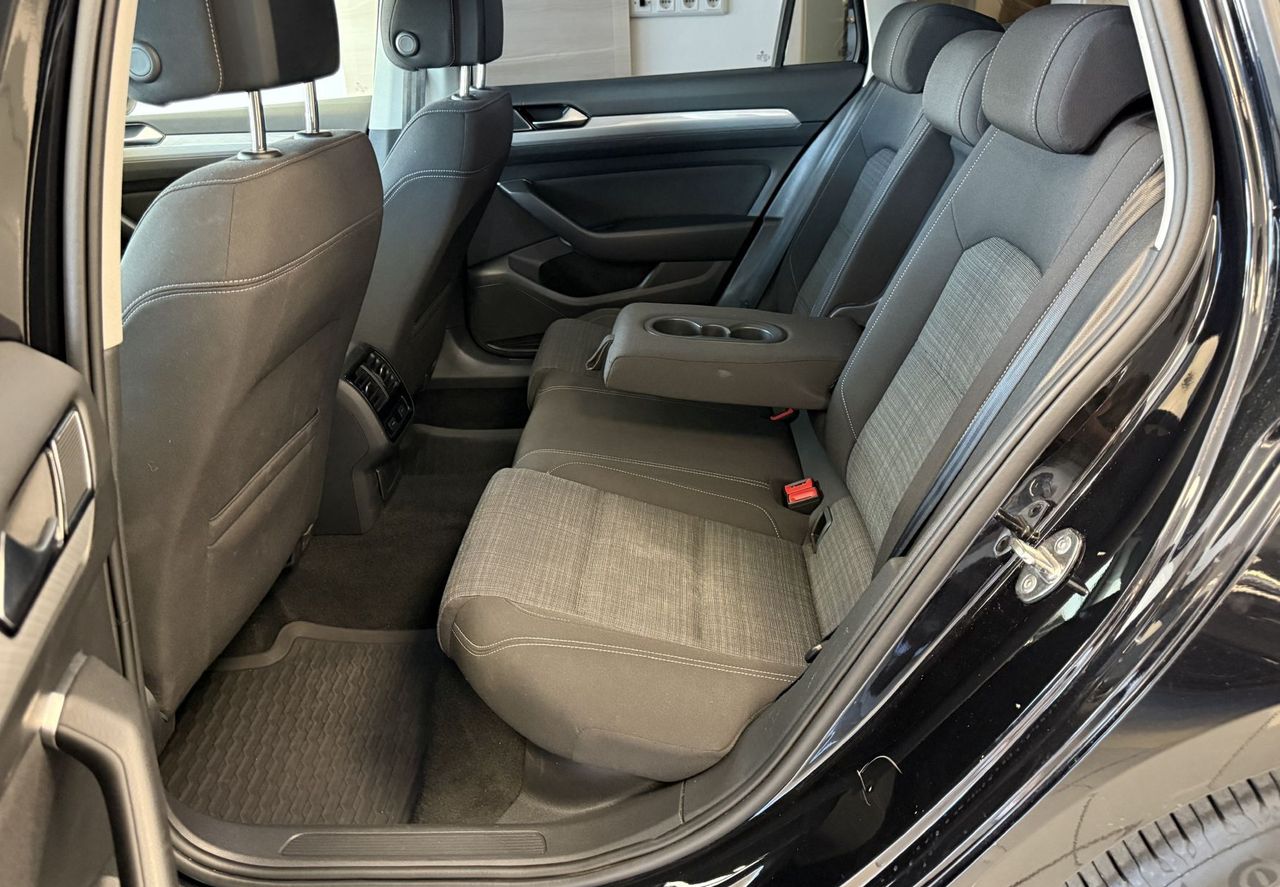Zunanja slika - VW Passat - Variant 1.5 TSI BMT Elegance -DSG-VIRTUAL-ACC-KAMERA-LED - 13