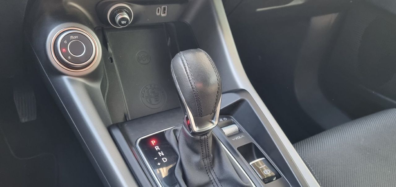 Zunanja slika - Alfa Romeo Tonale - 1.3 PHEV 280 Q4 Ti OPREMA + ODLIČNO OHRANJEN - 13