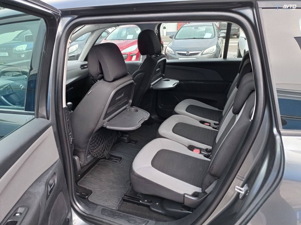 Zunanja slika - Citroën C4 - Grand Picasso 1.6 HDI-LED-NAVI.-SENZORJI - 11