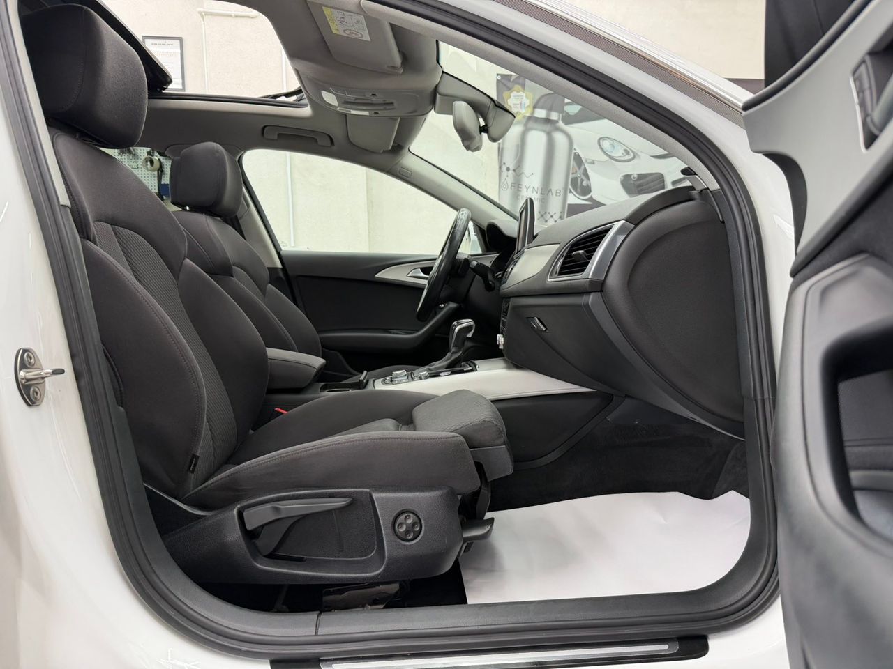 Zunanja slika - Audi A6 - Avant 2,0 TDI ultra S tronic - 4