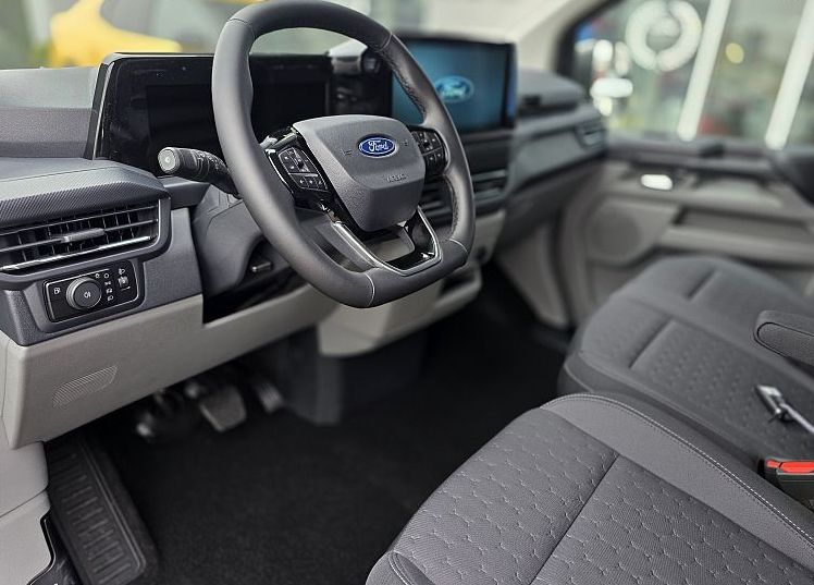 Zunanja slika - Ford E-Transit Custom - Transit Custom Kombi Limited 2.5 Duratec Hybrid 171 KW - 9