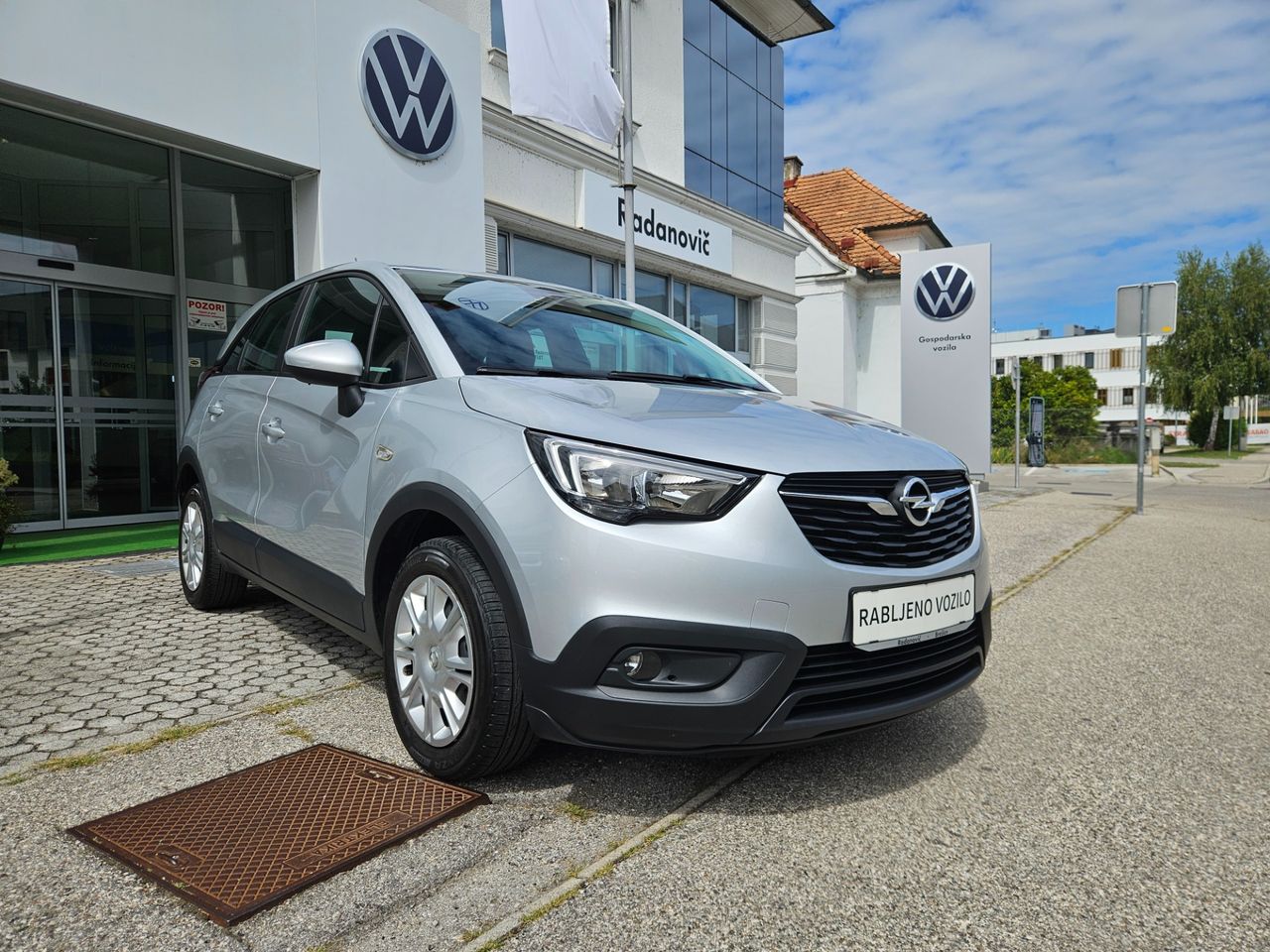 Zunanja slika - Opel Crossland X - 1.2 TURBO 81KW S S ENJOY - 1