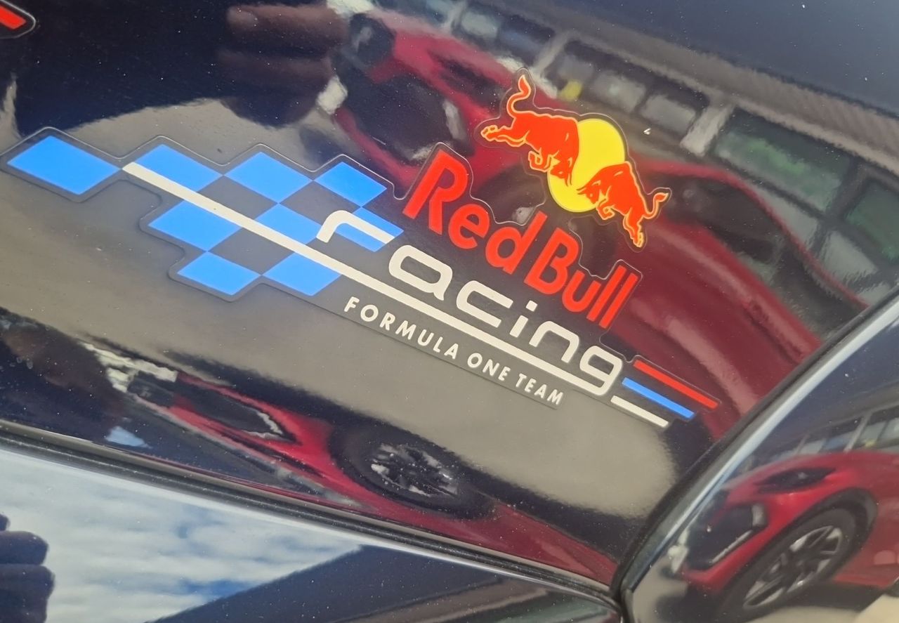 Zunanja slika - Renault Mégane - Megane R.S. Red Bull Racing RB8 ... No.481 - 15