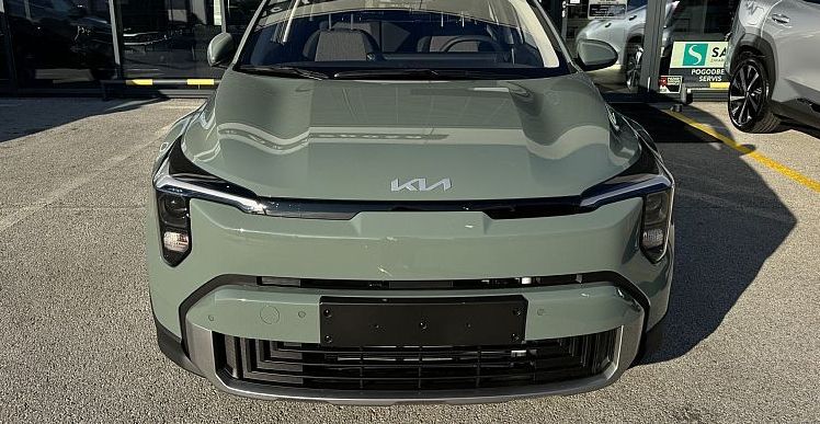 Zunanja slika - KIA Stonic - 1.0 T -LX SMART M T - 8