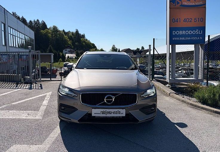 Zunanja slika - Volvo V60 - D4 Momentum Avt. ZELO LEP - 2