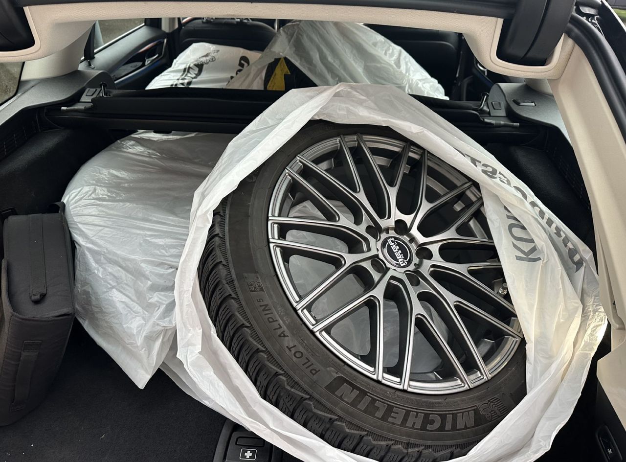 Zunanja slika - BMW Serija 5 - Touring: 530e Touring Avt.4ALU.KAMERA.ACC.LED.NAVI.USNJE - 4