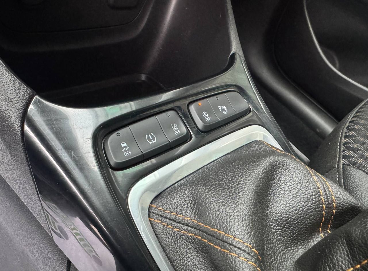 Zunanja slika - Opel Crossland X - 1.2 TURBO°INNOVATION°1.LAST°SLO°PDC°ALU°VELIK SE.. - 18