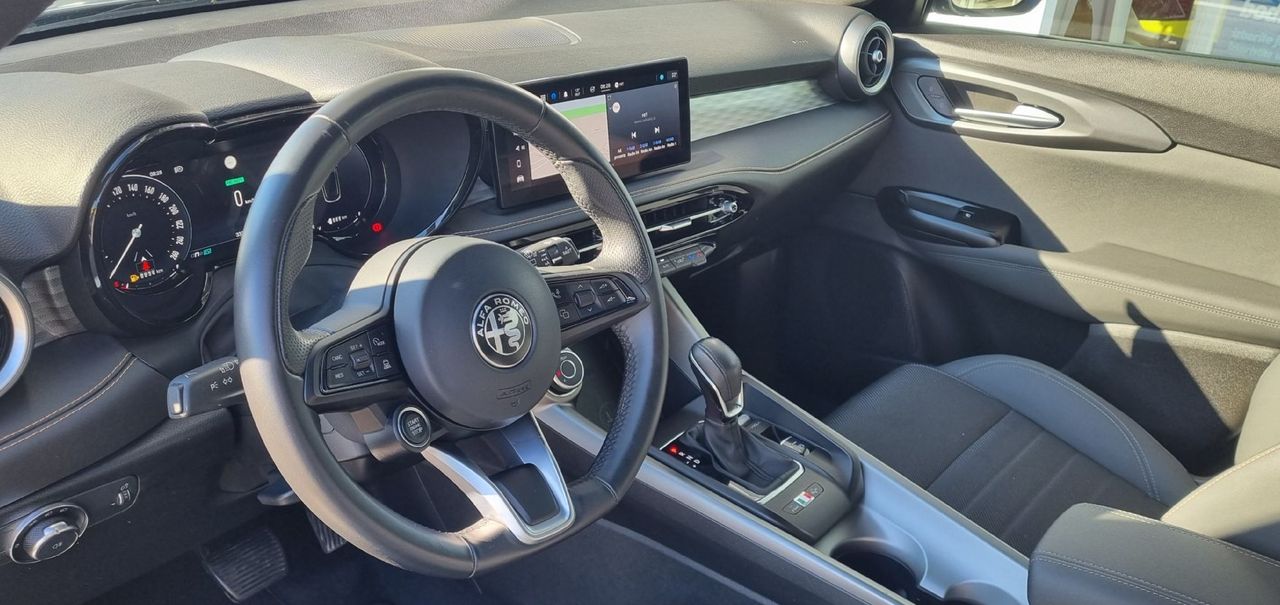 Zunanja slika - Alfa Romeo Tonale - 1.3 PHEV 280 Q4 Ti OPREMA + ODLIČNO OHRANJEN - 7