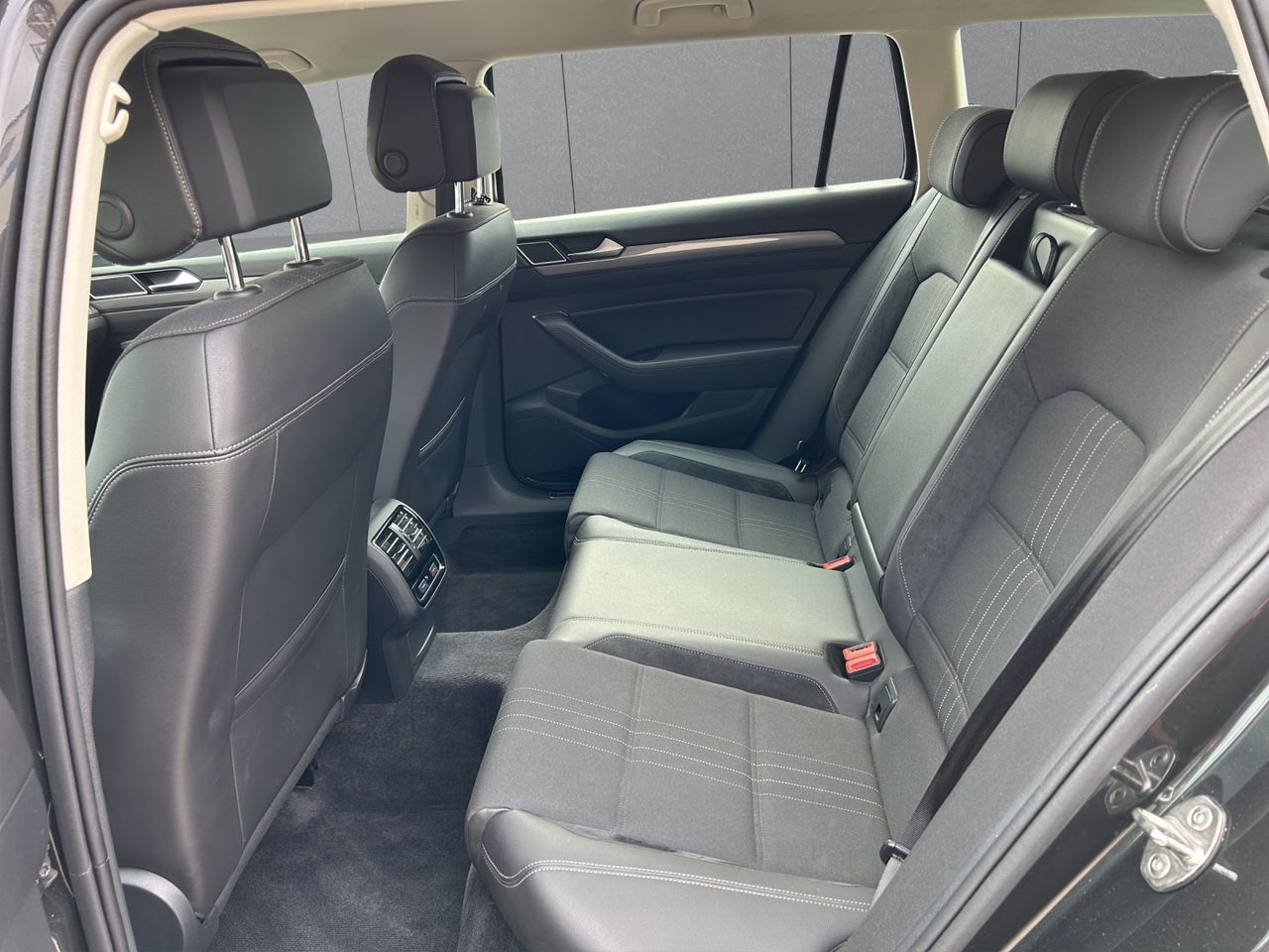 Zunanja slika - VW Passat - 2.0TDI 4MOTION - 7