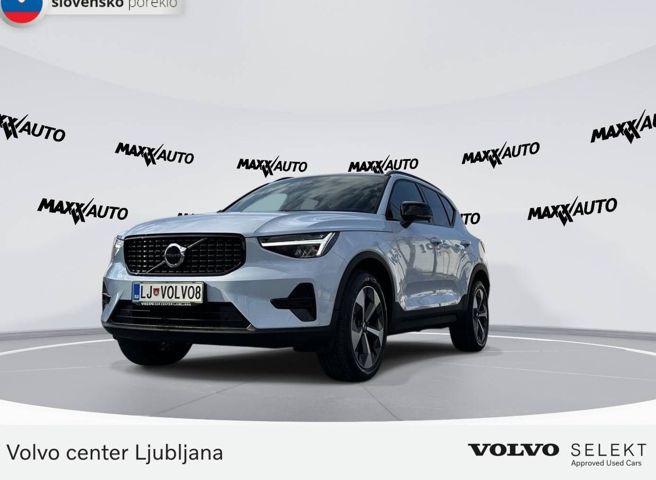 Zunanja slika - Volvo XC40 - B3P Plus Dark Avt. - 1