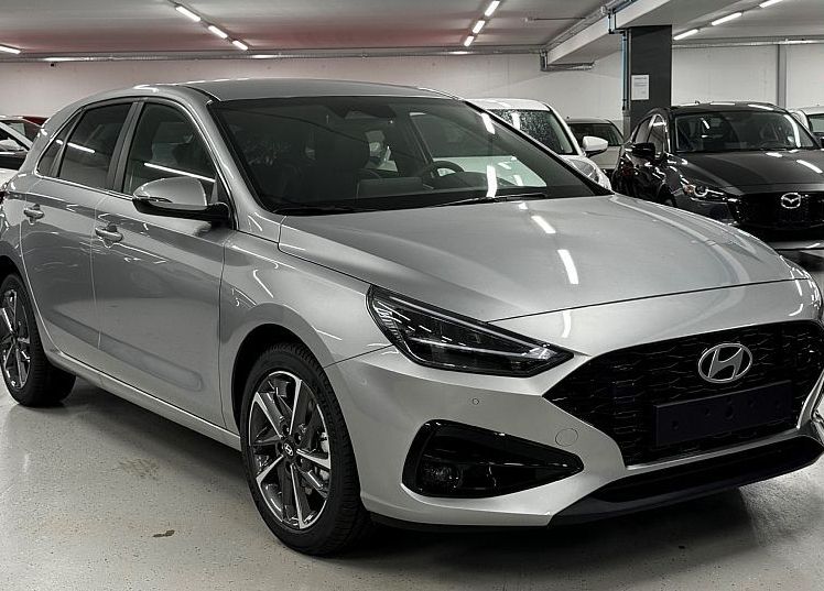 Zunanja slika - Hyundai i30 - 1.5 T-GDI 140 PREMIUM-SMART- WINTER-ECM-W.C. - 2