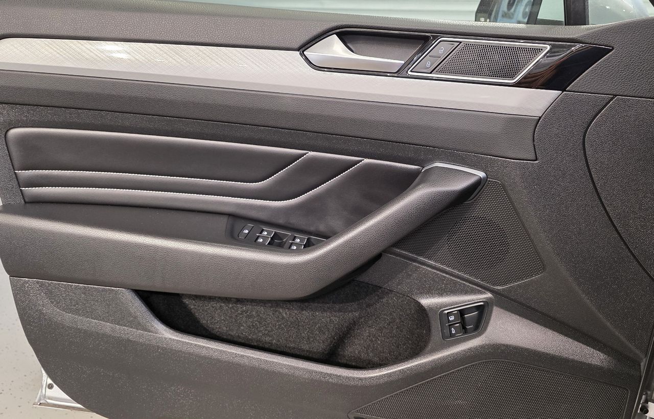 Zunanja slika - VW Passat - Variant GTE 160kW ACC LED NAVI KAM ALU KLJUKA - 8