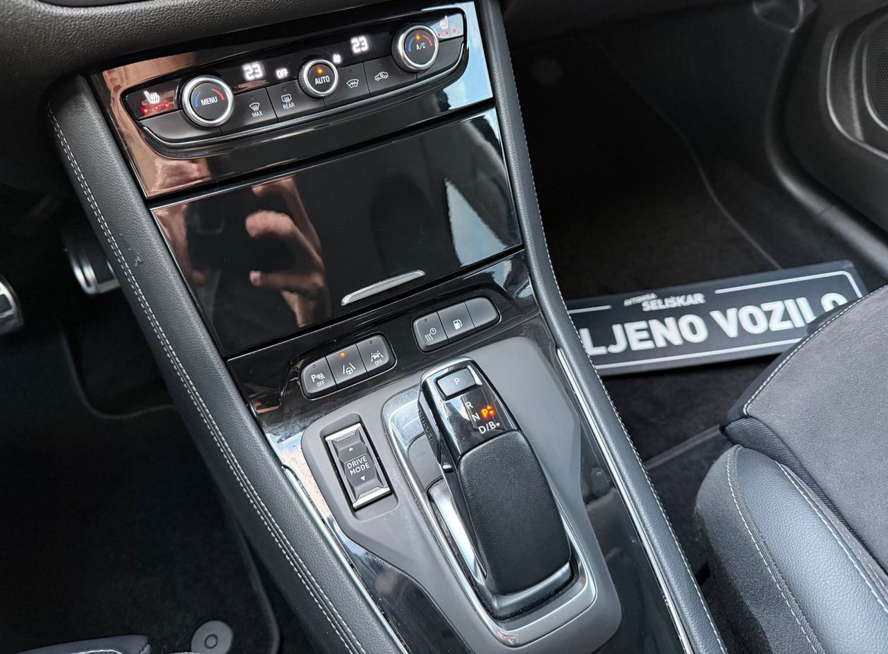 Zunanja slika - Opel Grandland - 1.6 PHEV GSE AUTO 4WD ULTIMATE - TOP OPREMA - 12