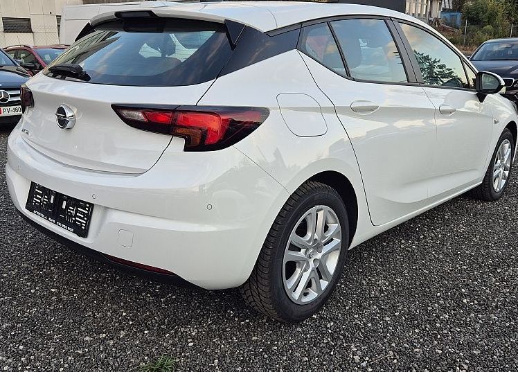 Zunanja slika - Opel Astra - 1.5 D + MAX ZGODOVINA + BREZ POLOGA - 4