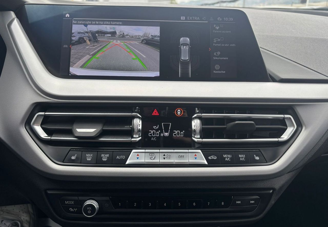 Zunanja slika - BMW Serija 1 - : 118d aut. Sport SLO-1.LAST.-LED - 18