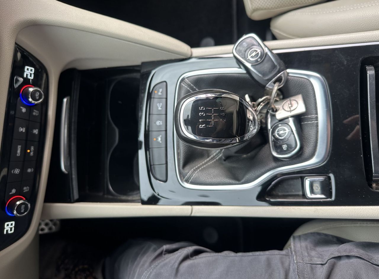 Zunanja slika - Opel Insignia - Grand Sport 1.6 CDTI Elite.USNJE.KAMERA.NAVI.LED - 16