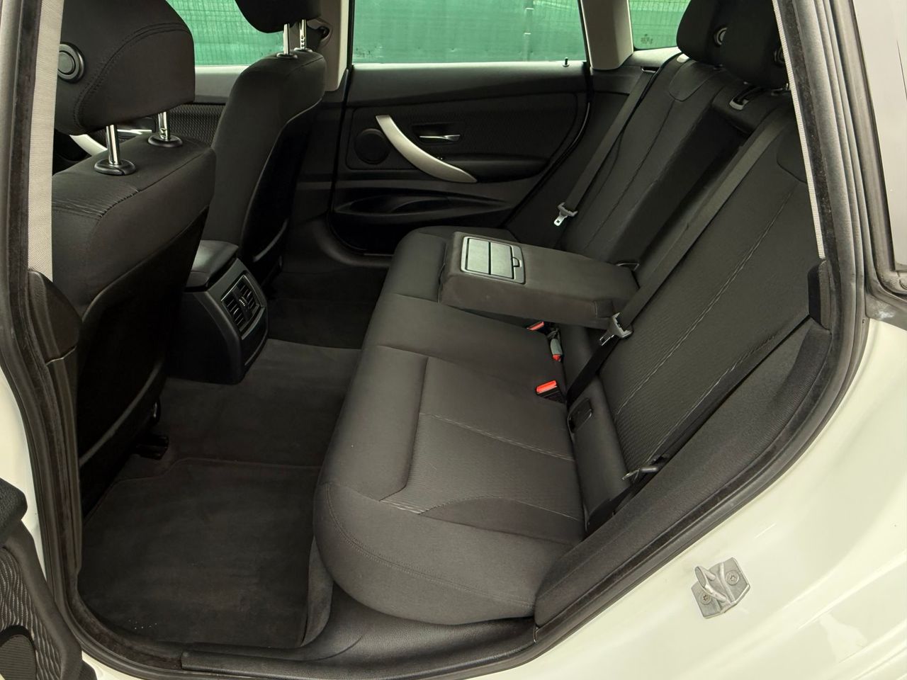 Zunanja slika - BMW Serija 3 - 318/GT/d - 10
