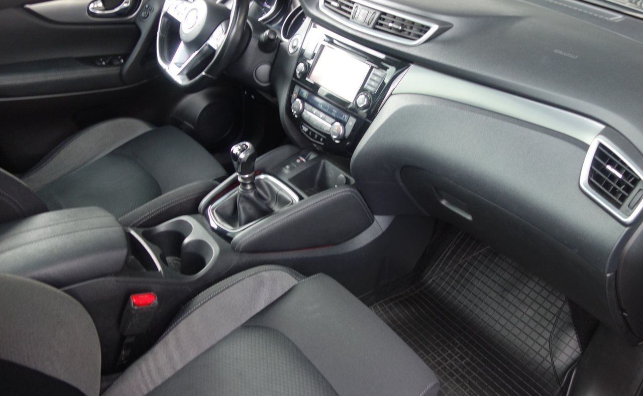 Zunanja slika - Nissan Qashqai - 1.7 dCi N-Connecta - 8