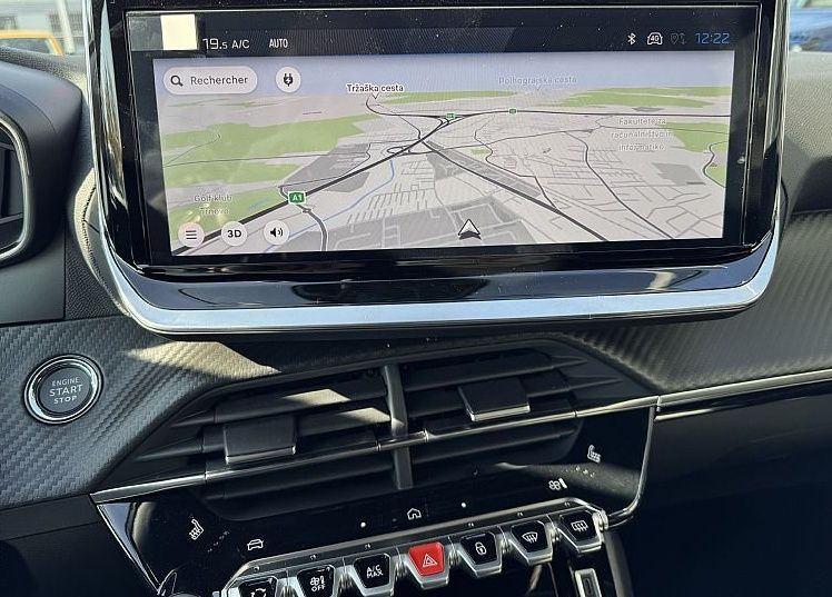 Zunanja slika - Peugeot 2008 - e-ALLURE 54 kWh - 9