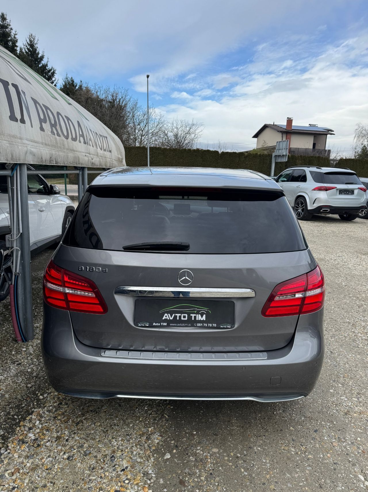 Zunanja slika - Mercedes-Benz B 180 - d Style - 5