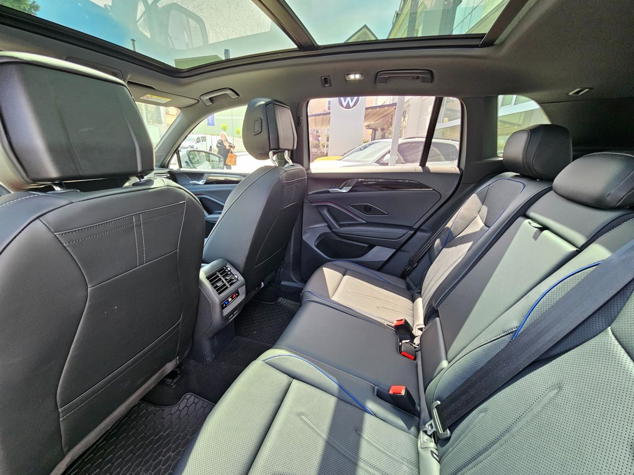 Zunanja slika - VW Tiguan - 1.5 eTSI 4Joy DSG - 8