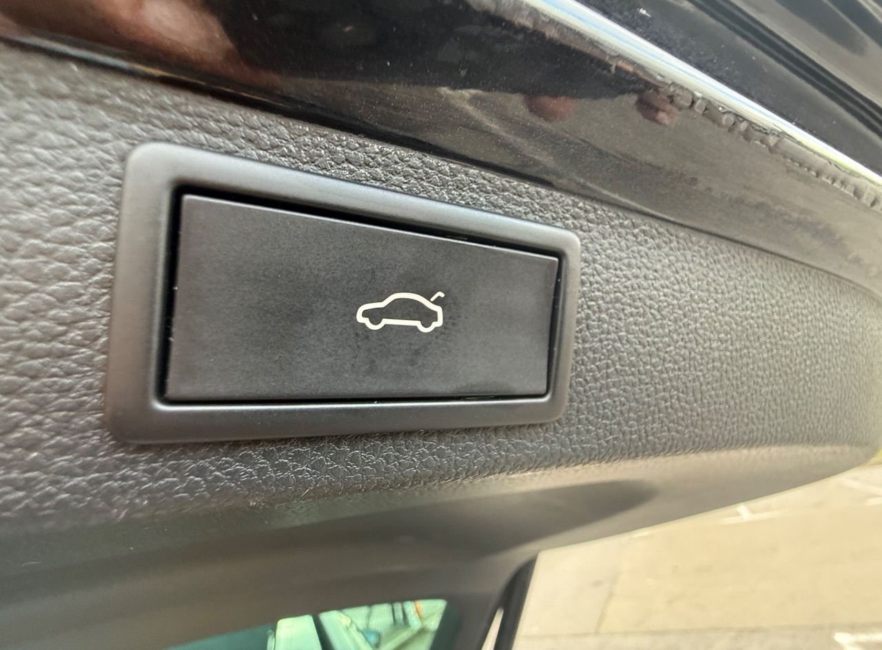 Zunanja slika - Škoda Karoq - Ambition 2.0 TDI DSG-Acc-Laneassist-Kamera-Led - 18