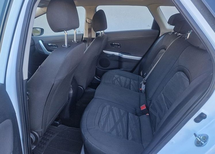 Zunanja slika - KIA Ceed - SW 1.4 CVVT 100 KM LX Urban - 9