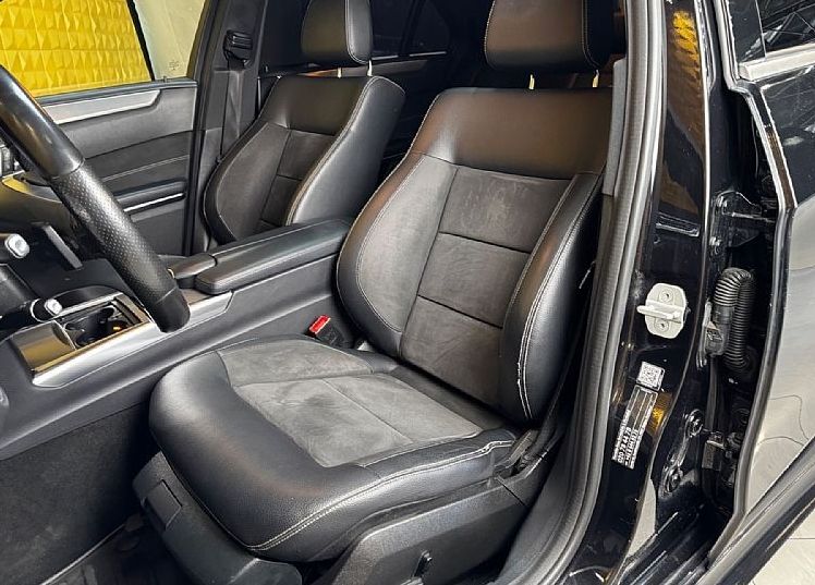 Zunanja slika - Mercedes-Benz E-Razred - E 220CDI AMG LINE-PANO.-GRETJE-NAVI.-F1 - 17