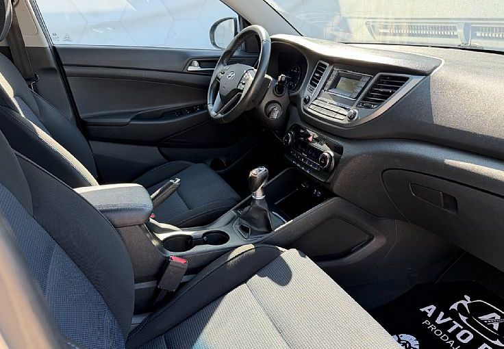Zunanja slika - Hyundai Tucson - 1.7 CRDi - LED - PDC - TEMP - ALU17 - 9