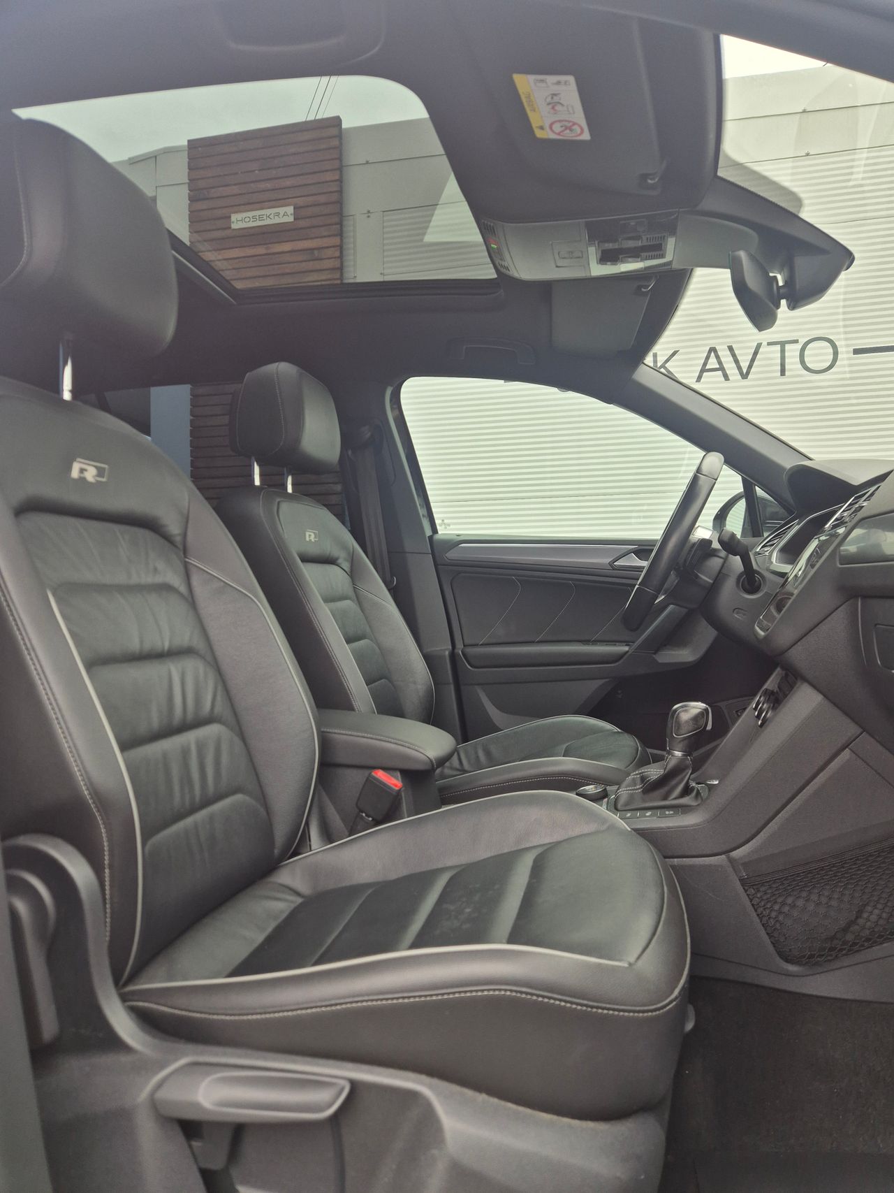 Notranja slika - VW Tiguan - 4motion 2,0 TDI BMT Highline DSG - 8