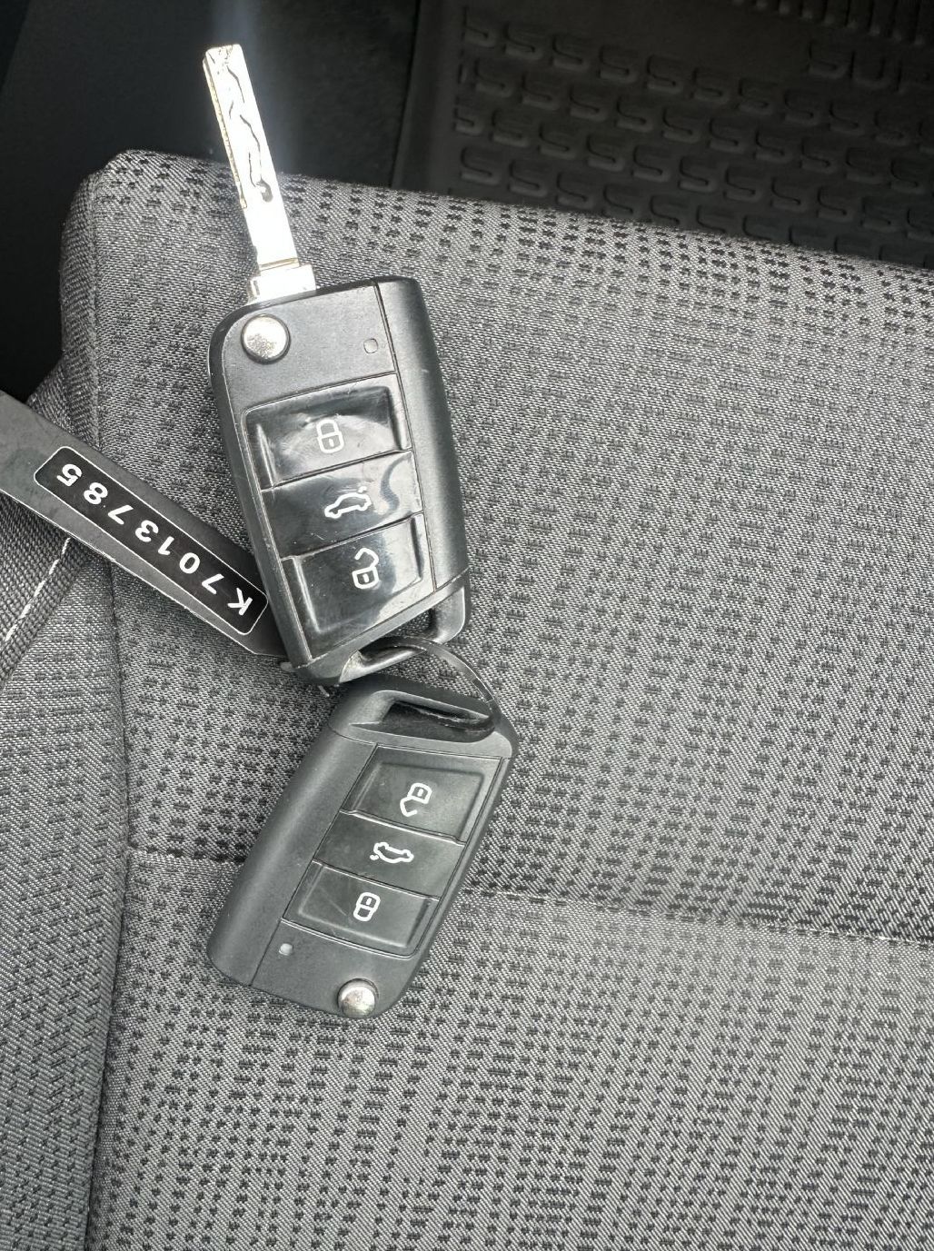 Zunanja slika - Škoda Superb - 2.0 TDI Active DSG.LIMO.KAMERA.NAVI.SAMO 85.000 KM - 19