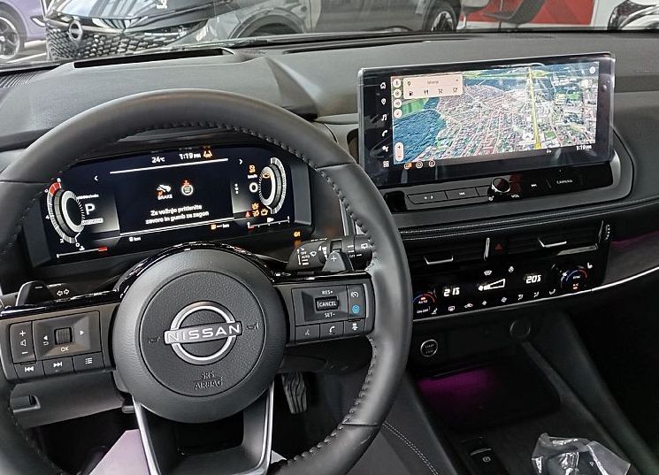 Zunanja slika - Nissan Qashqai - 1.3 DIG-T Mild Hyb.158 2WD X-Tron.TEKNA - 10