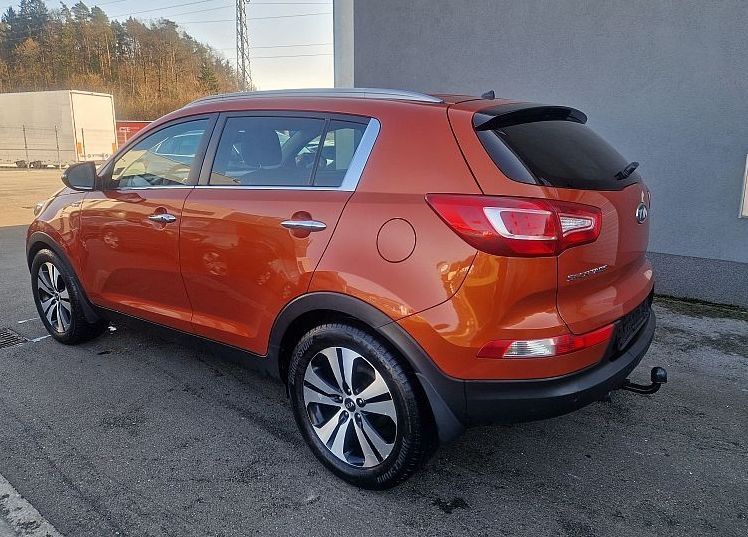 Zunanja slika - KIA Sportage - 2.0 CRDi 100kW Limited AWD - 6