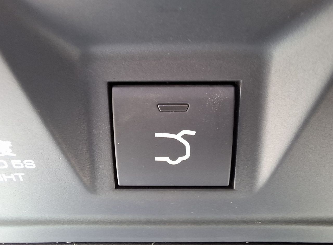 Zunanja slika - Dongfeng Mage - E2 1.5T AVTOMATIK-360KAMERA-PANORAMA-PDC - 16