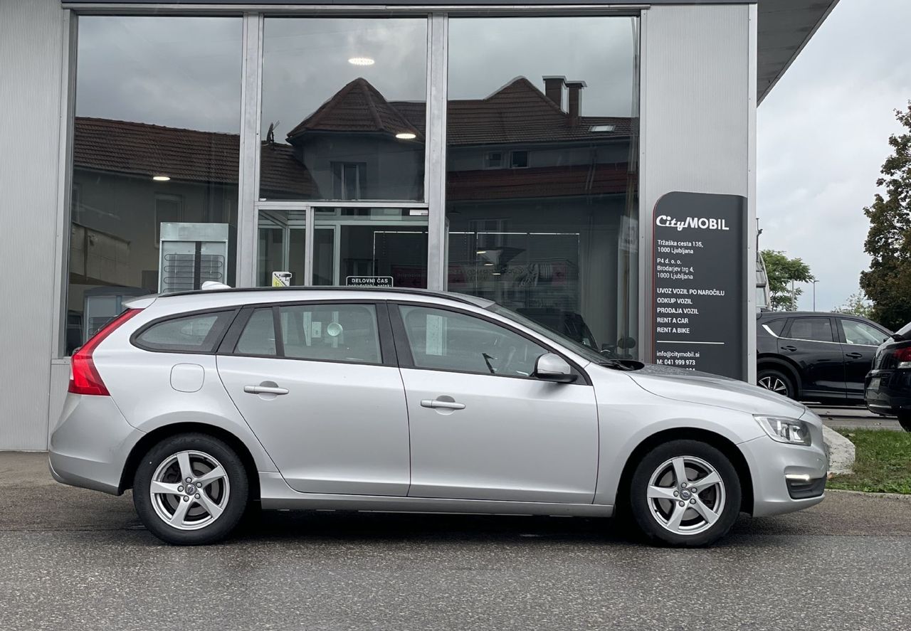 Zunanja slika - Volvo V60 - TEMPOMAT-VELIKI SERVIS-MULTIFUNKCIJA-AVT.KLIMA - 3
