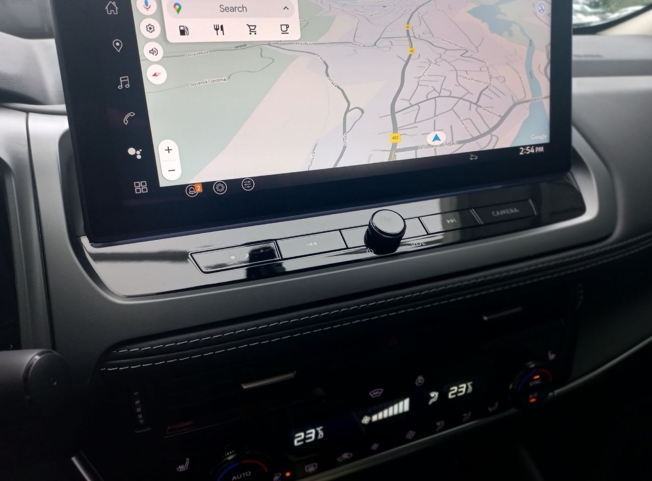 Zunanja slika - Nissan Qashqai - DIG-T M.Hyb.158 X-Tronic N-CONNECTA - 10