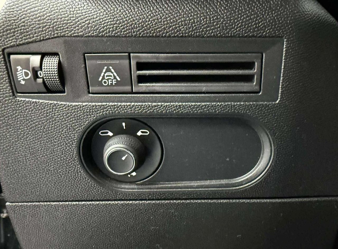 Zunanja slika - DS DS 3 Crossback - Crossback Perform. Line 1.5L BlueHDi.81KW NEMŠKI.U - 16