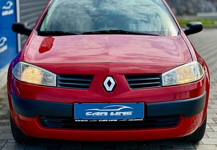 Zunanja slika - Renault Mégane - Megane  Berline 1.6 16V Dynamique Confort - 2
