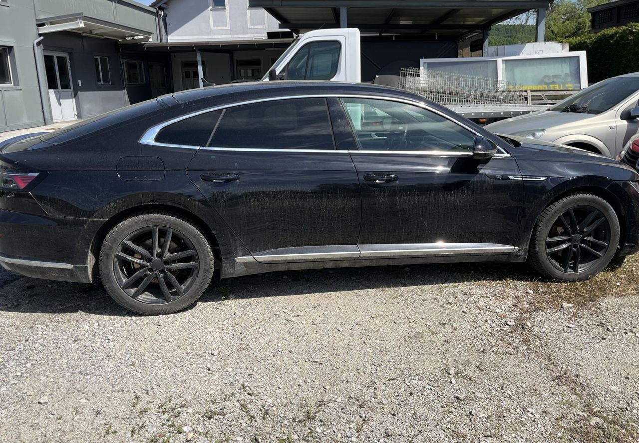 Zunanja slika - VW Arteon - 4motion 2.0 TDI BMT R-Line DSG MOTOR V OKVARI - 5