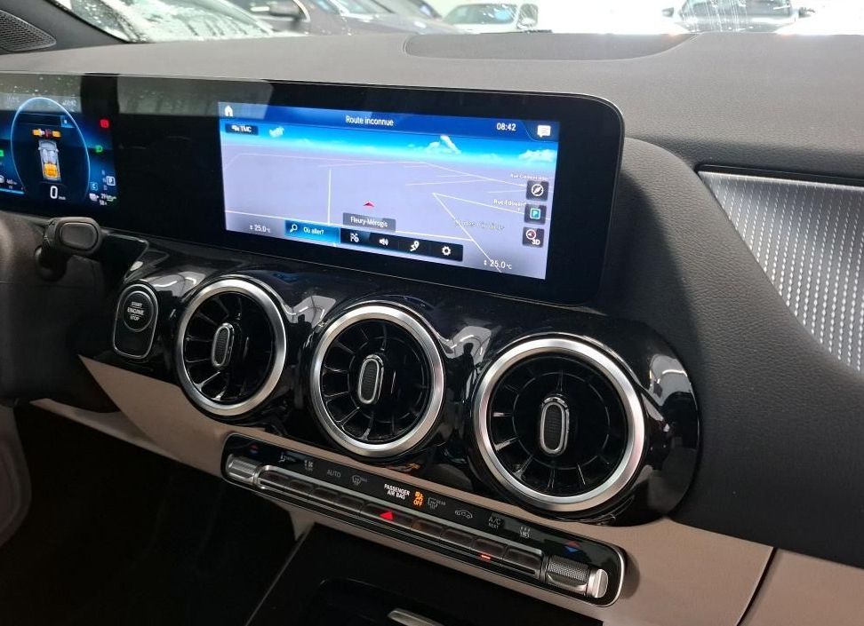 Zunanja slika - Mercedes-Benz GLA-Razred - GLA 250 e Avt.KAMERA.NAVI.ACC.LED.USNJE.49.000 KM - 9