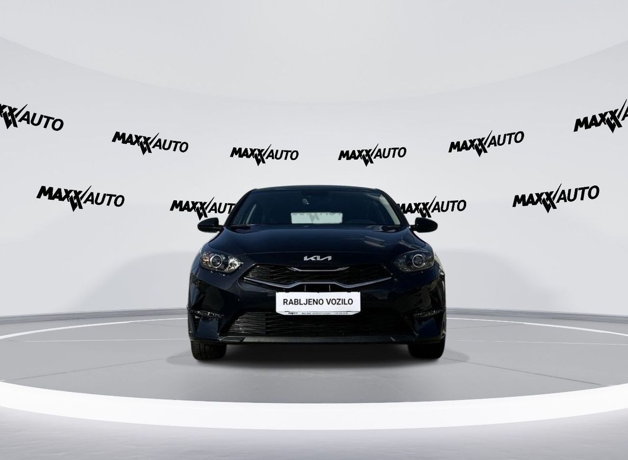 Zunanja slika - KIA Ceed - 1.5 T-GDi EX Champion ISG. MT - 2
