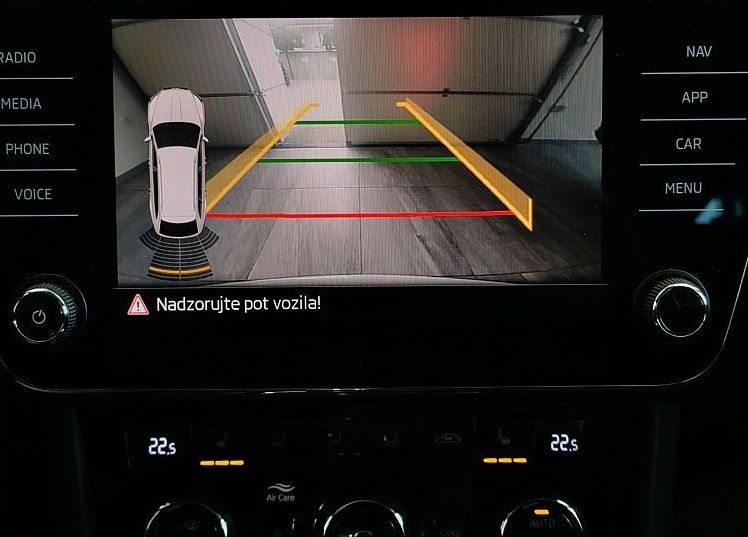 Zunanja slika - Škoda Superb - 2.0TDI-190KM-DSG-SPORTLINE-LED-KAMERA-NAVI-ACC- - 13