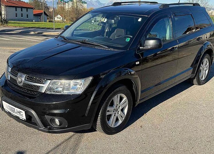 Zunanja slika - Fiat Freemont - 2.0 M-JET 140ks °7-SEDEŽEV° °NAVI° °PARK.SENZORJI° - 1