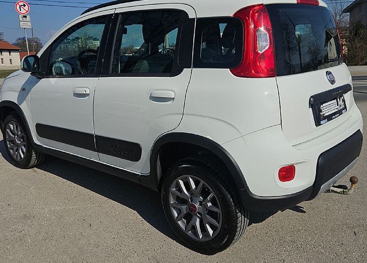 Zunanja slika - Fiat Panda - CLIMBING 4x4 1.3 JTD 95ks °MOTOR z 30.000 km° - 6