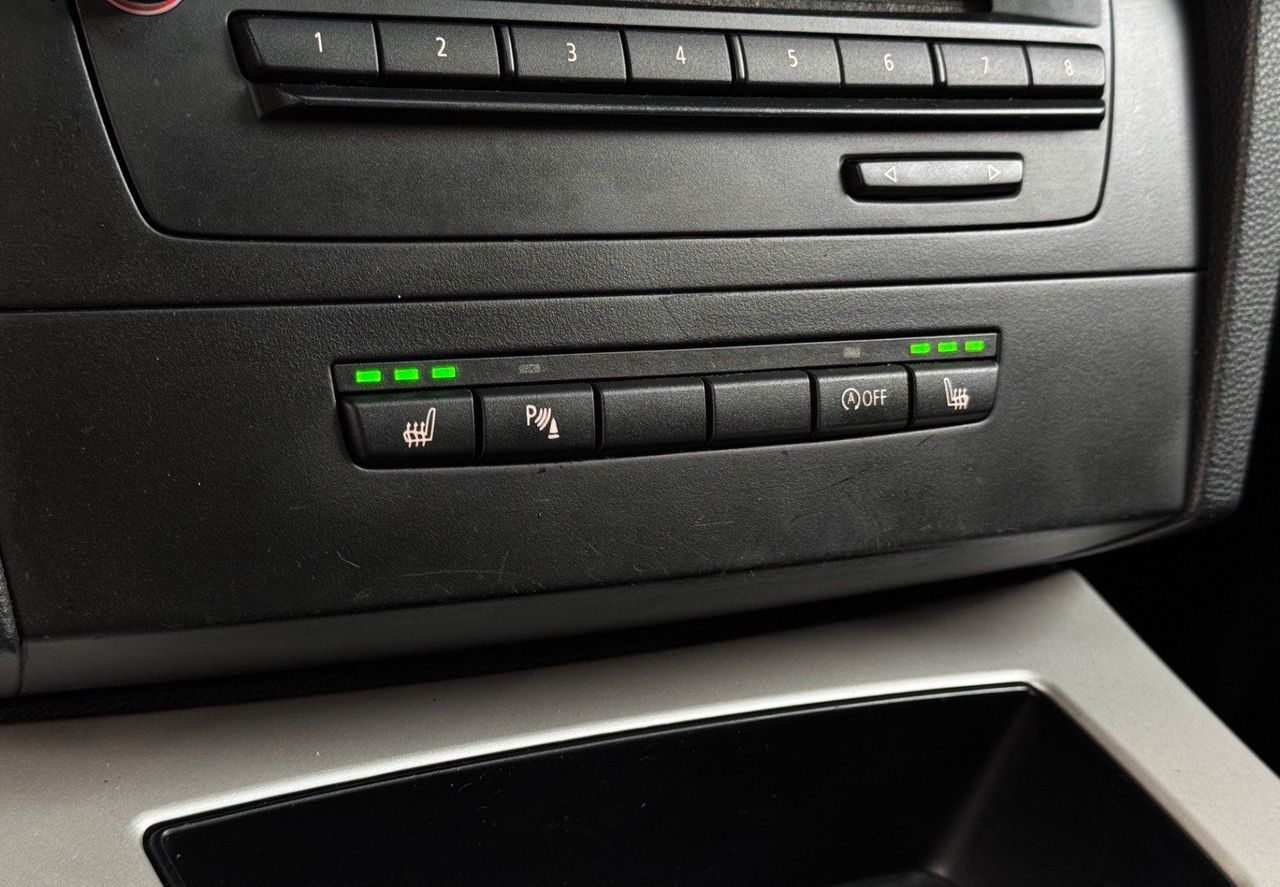 Zunanja slika - BMW Serija 3 - : 318d LCI-STREŠNO OKNO-GRETJE-NAVI-PDC... - 19
