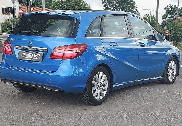Zunanja slika - Mercedes-Benz B-Razred - B 180 d Style LED KAMERA NAVI odličen - 4