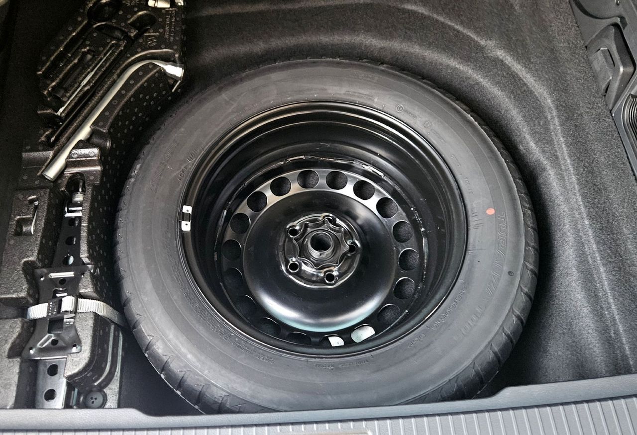 Zunanja slika - VW Passat - Variant 2.0 TDI BMT  Business avt. 110kW+LED+KAM+12.MES.JA - 17